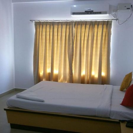 מייזור Hotel Kalyani מראה חיצוני תמונה