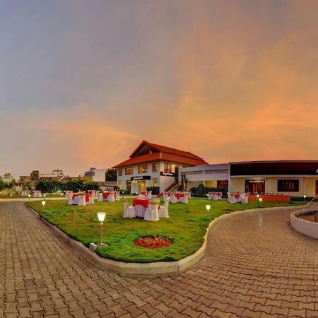 מייזור Hotel Kalyani מראה חיצוני תמונה