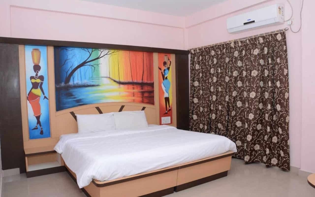 מייזור Hotel Kalyani מראה חיצוני תמונה