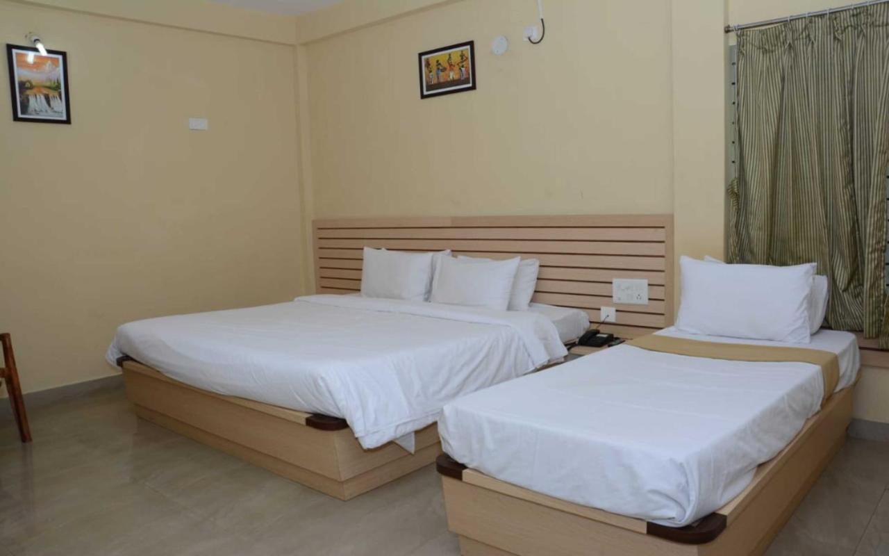מייזור Hotel Kalyani מראה חיצוני תמונה