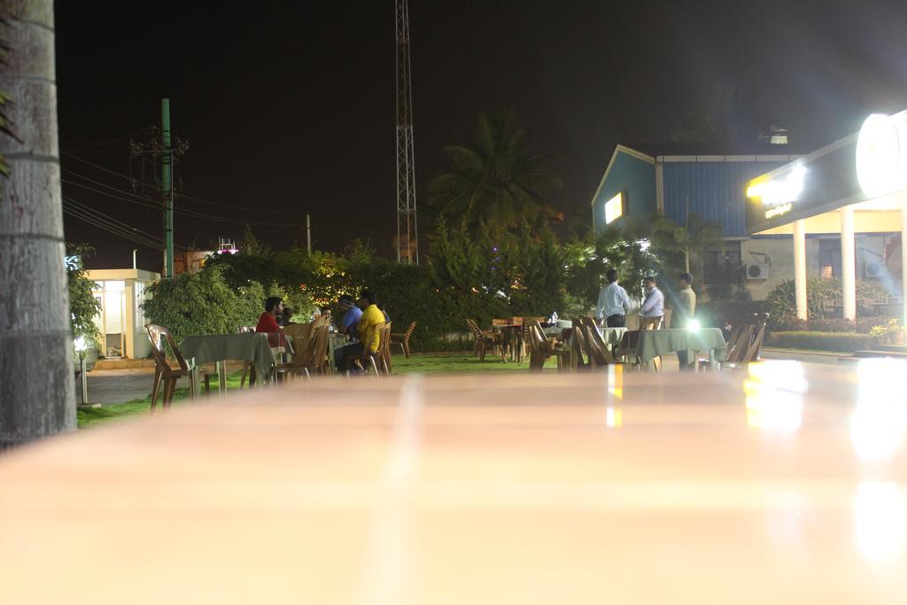 מייזור Hotel Kalyani מראה חיצוני תמונה